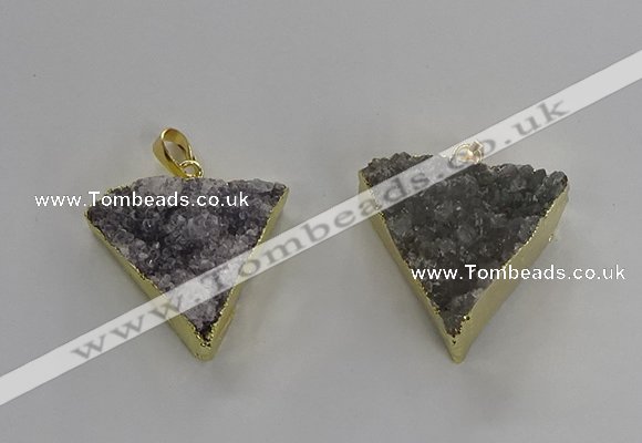 NGP3220 25*30mm - 30*35mm triangle druzy agate pendants